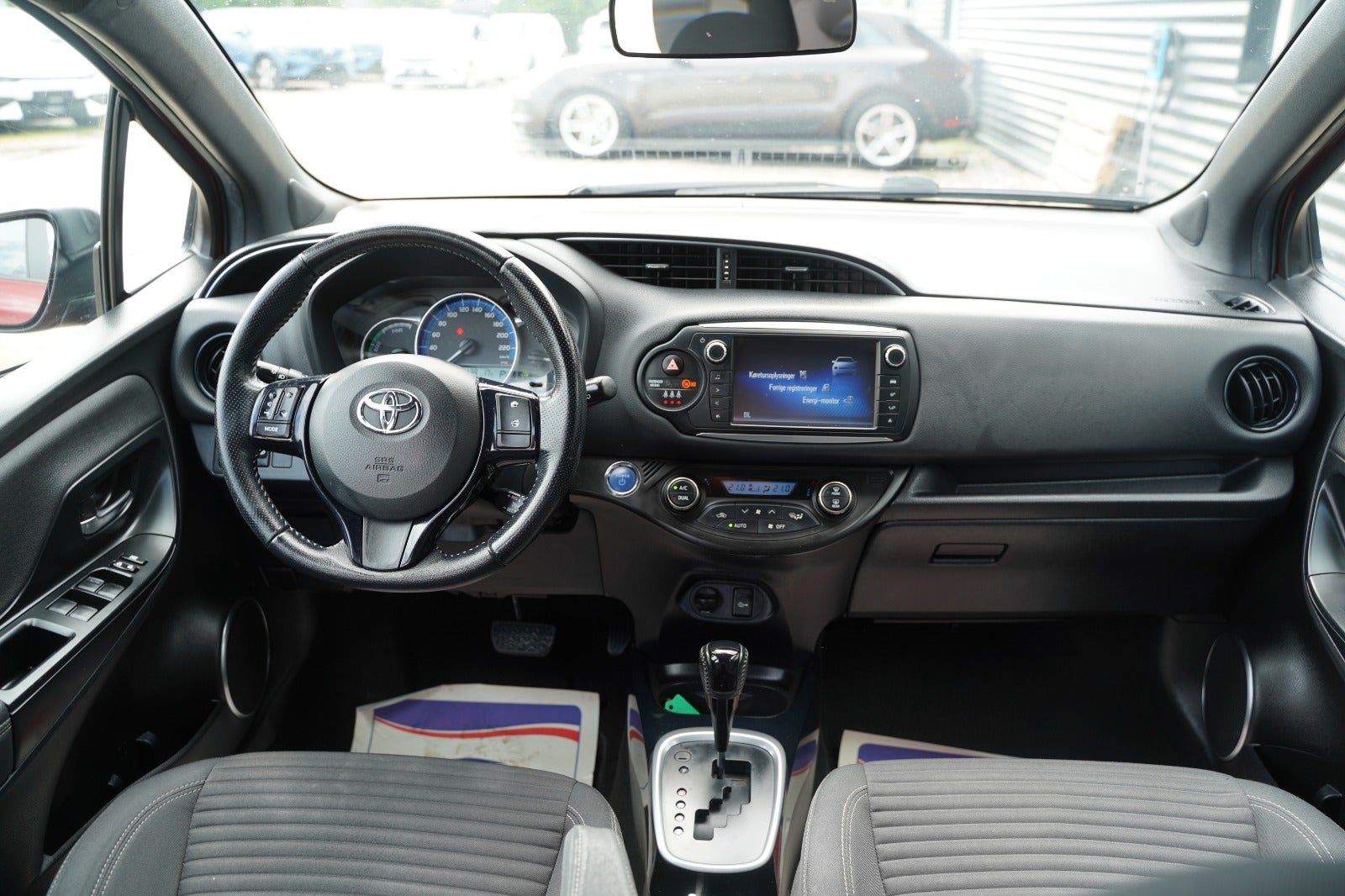 Billede af Toyota Yaris 1,5 Hybrid Spirit e-CVT