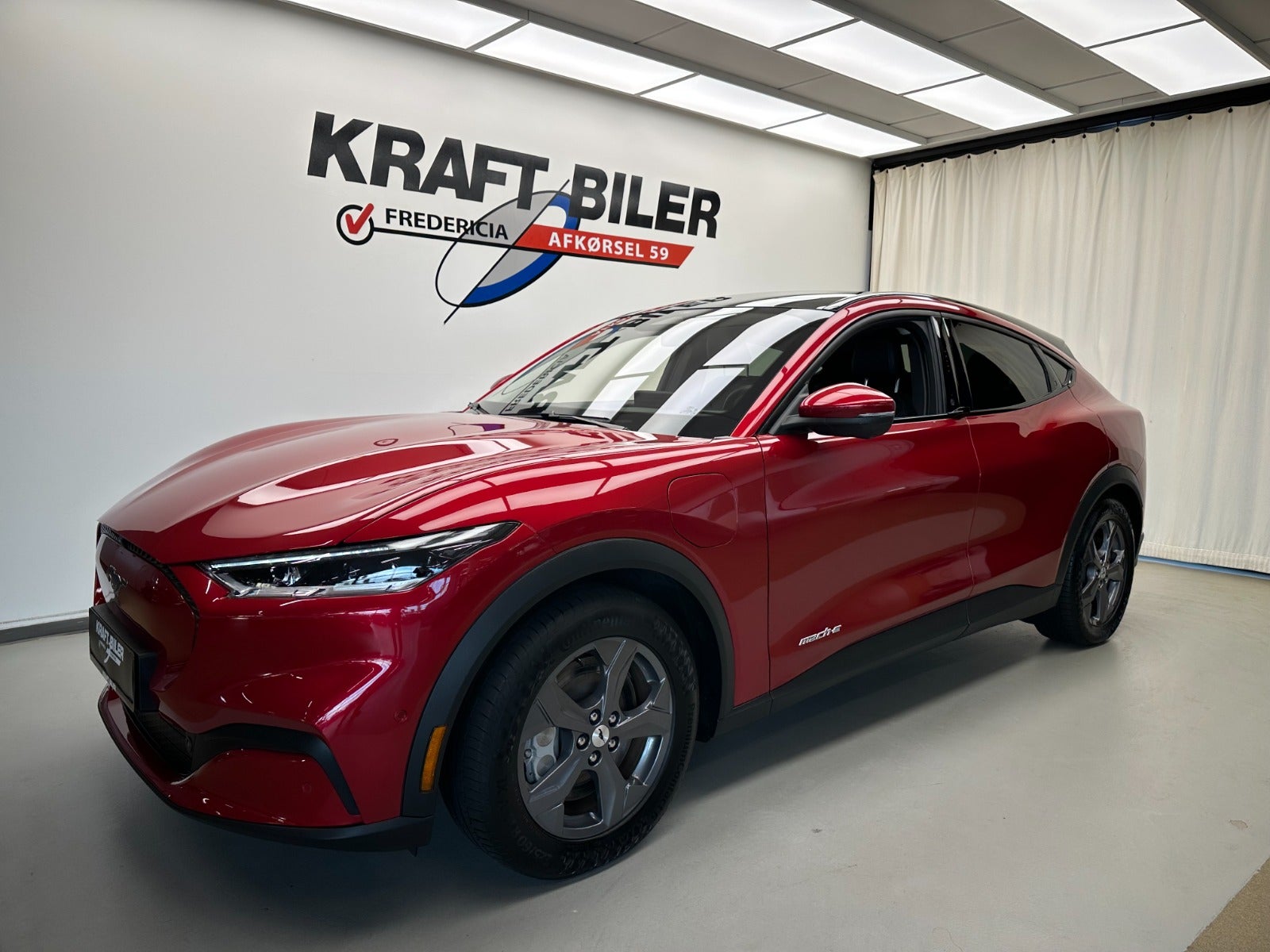 Billede af Ford Mustang Mach-E 75 Premium Standard Range