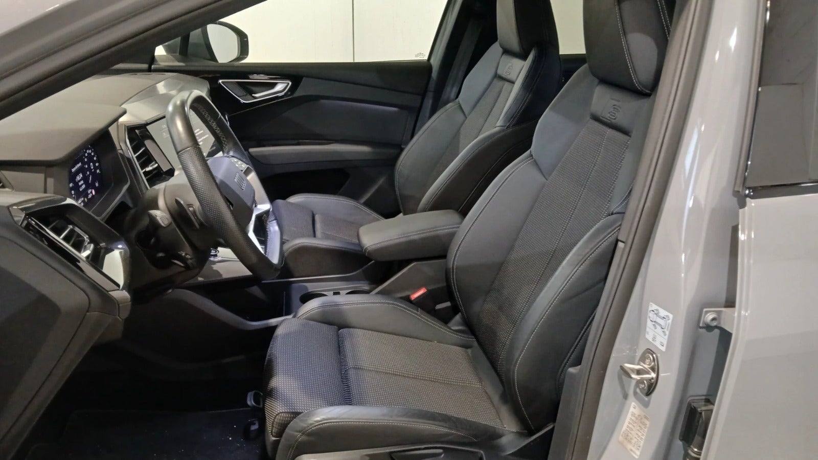 Audi Q4 e-tron S-line