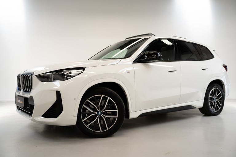 BMW iX1 xDrive30 Charged M-Sport