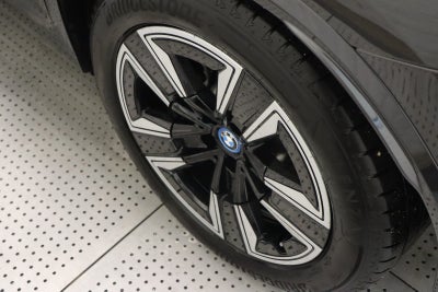 BMW iX3 Charged M-Sport