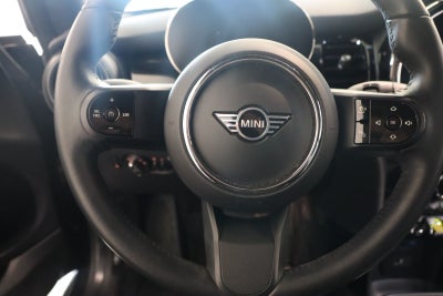 MINI Cooper SE Classic Trim