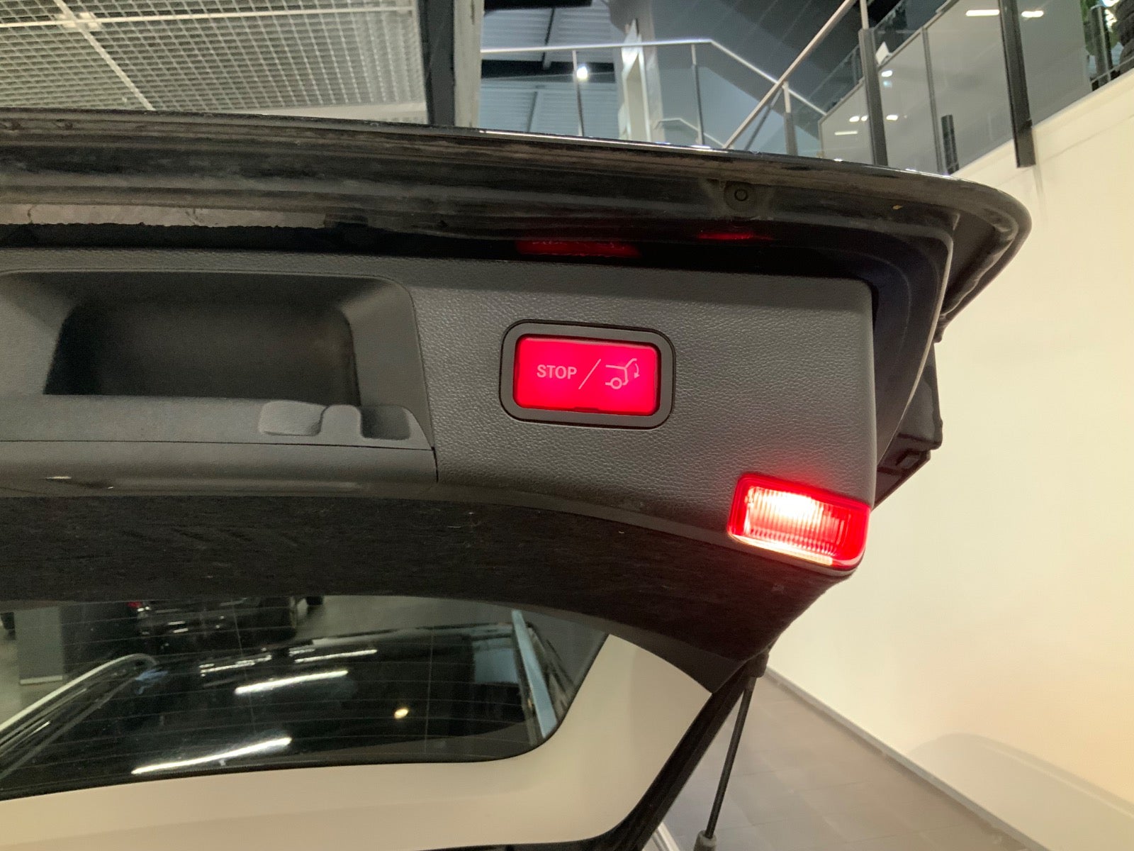 Mercedes-Benz E 220 (7/8)