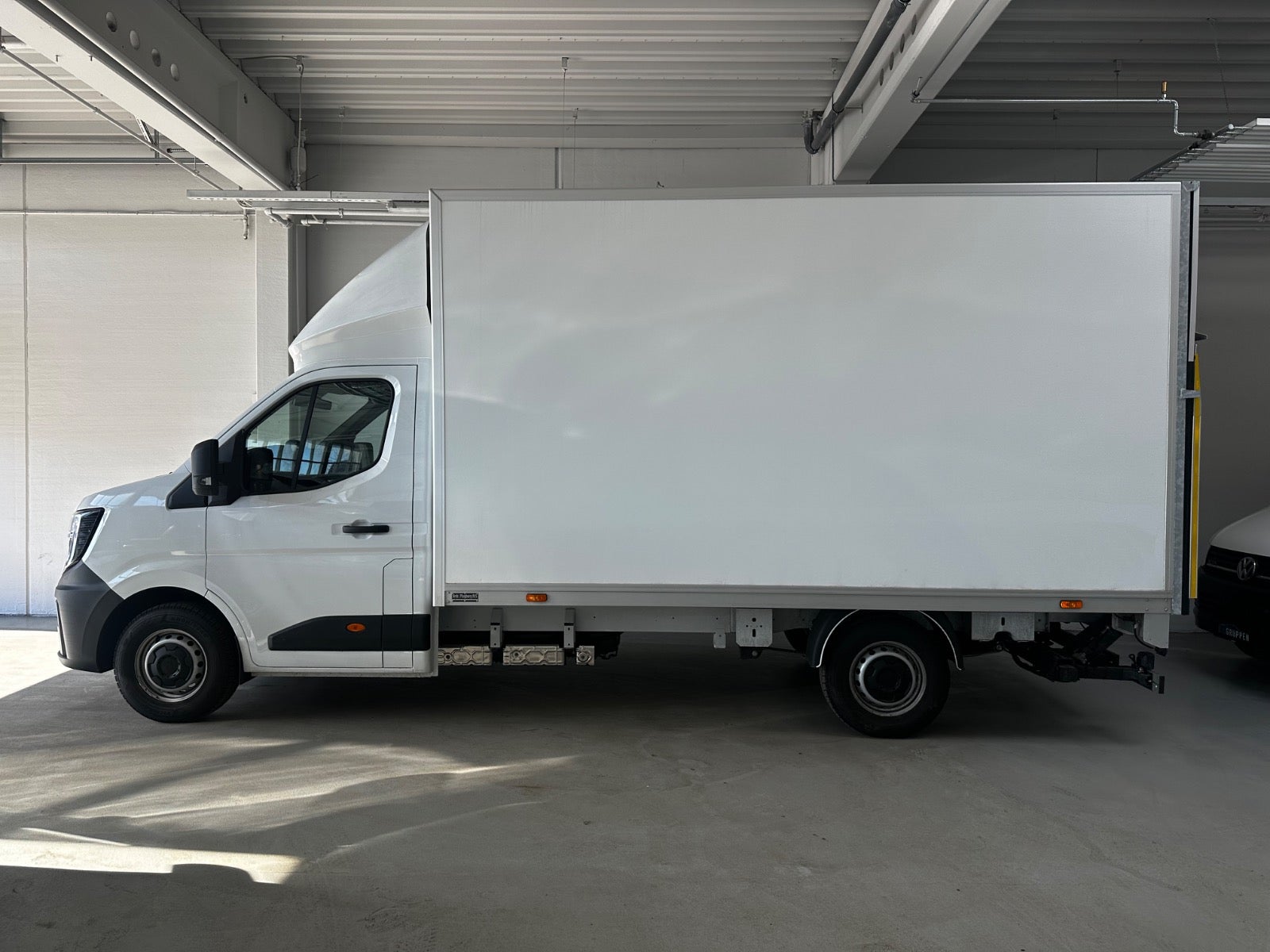 Billede af Renault Master V T35 2,0 dCi 170 L3 Chassis Tekno aut.