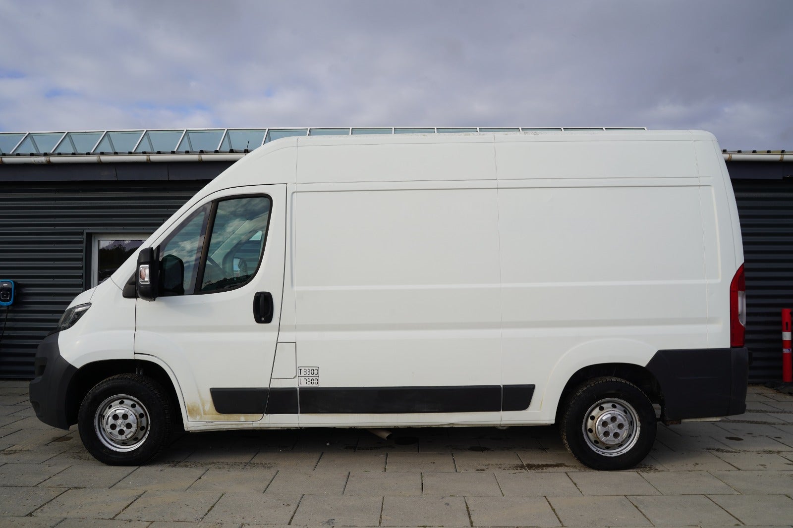 Billede af Peugeot Boxer 330 2,0 BlueHDi 130 L2H2