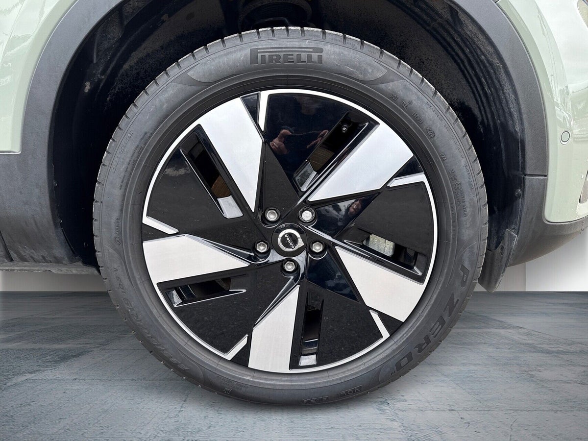 Volvo EX40 Extended Range Ultra billede 9