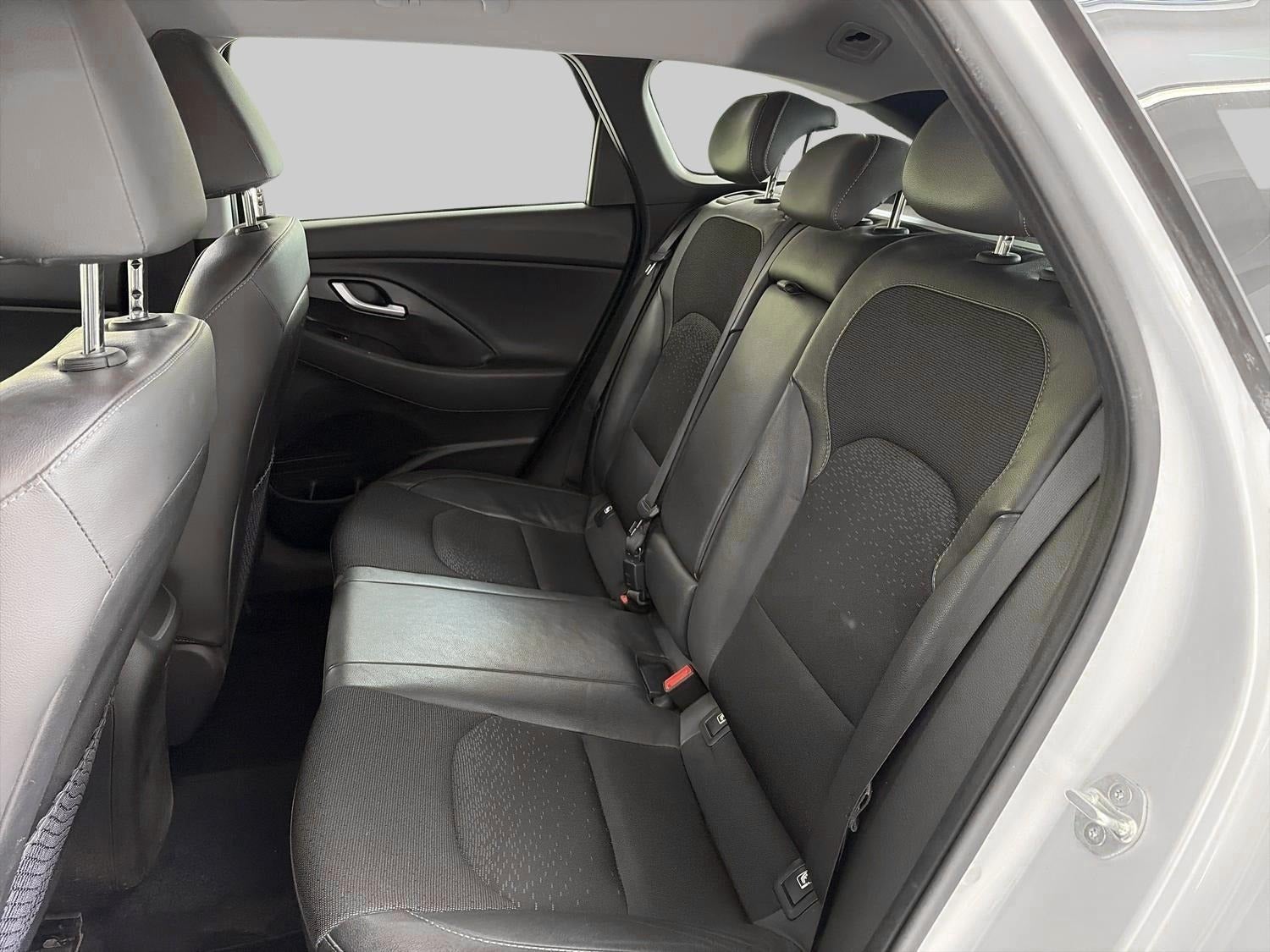 Billede af Hyundai i30 1,4 T-GDi Premium stc. DCT