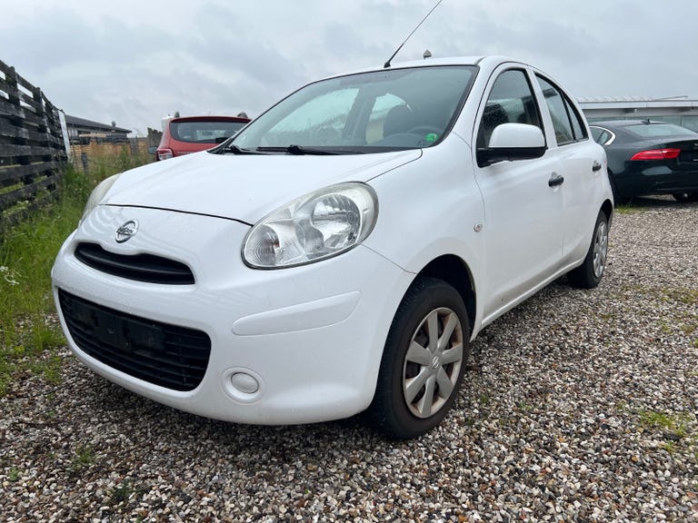 Nissan Micra Acenta