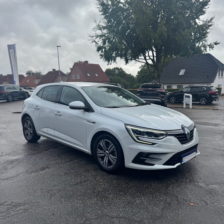 Renault Megane IV E-Tech Intens