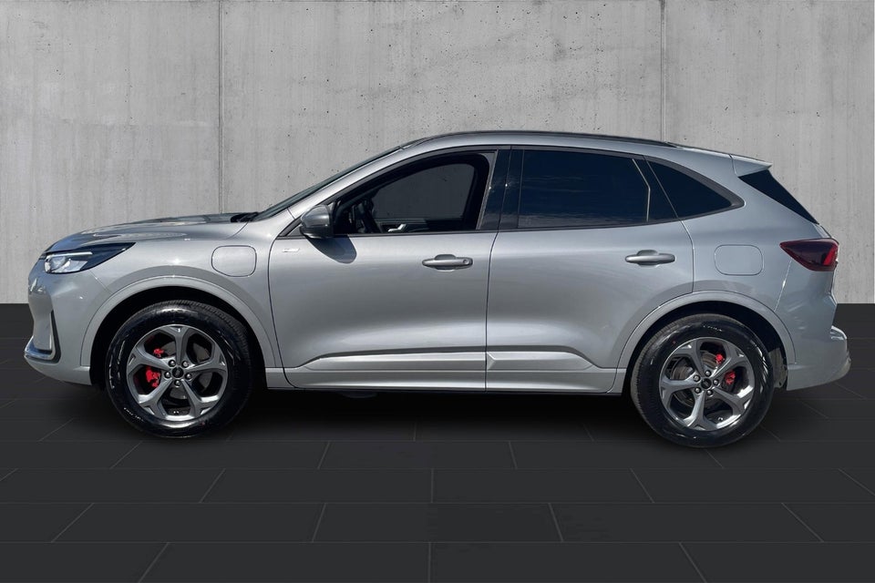 Ford Kuga 2,5 HEV ST-Line X CVT 2025