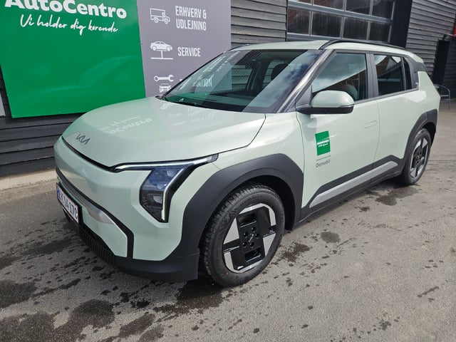 Kia EV3 Long Range Access