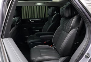 Hongqi E-HS9 Exclusive