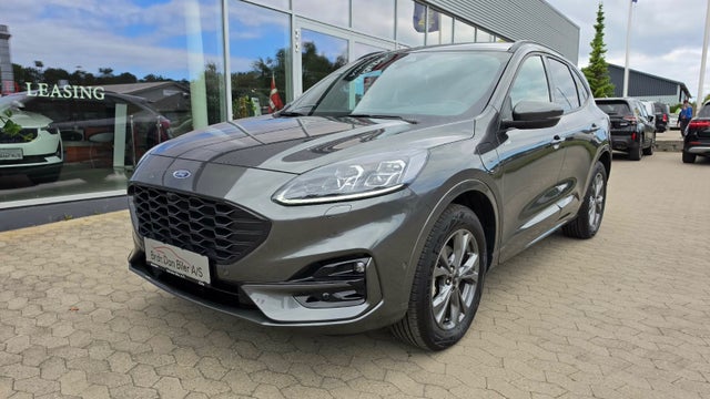Ford Kuga 2,5 PHEV ST-Line X CVT