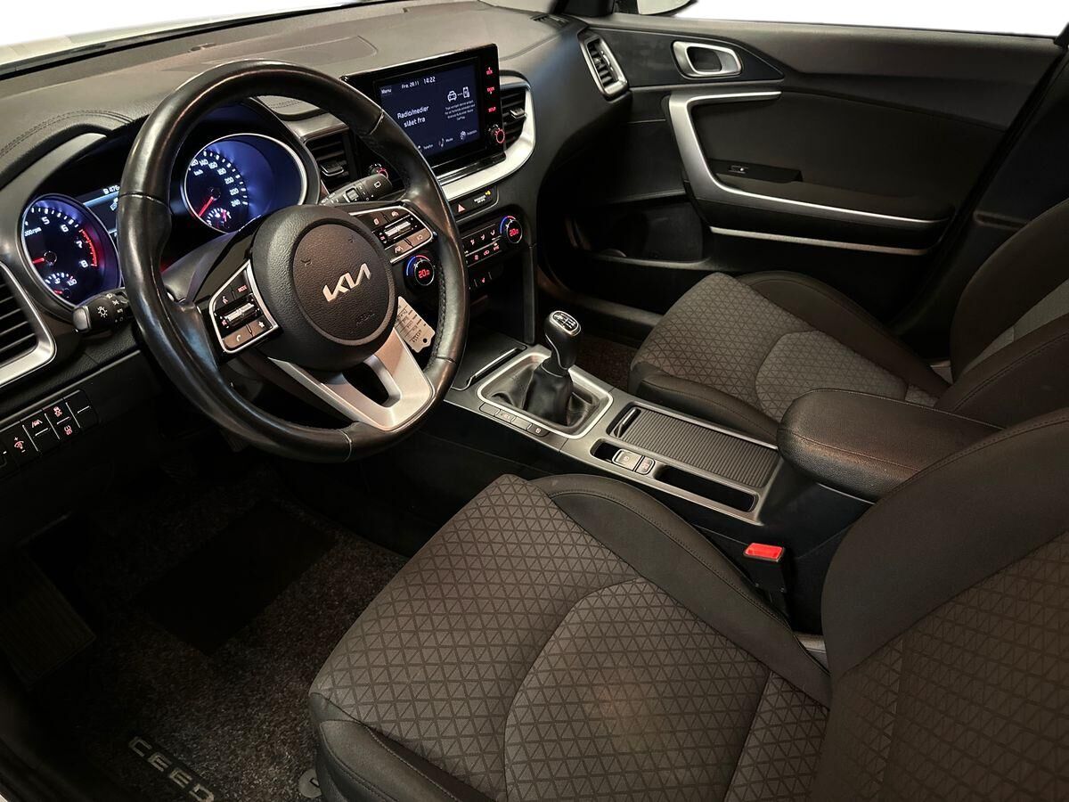 Kia Ceed T-GDi Prestige SW billede 8