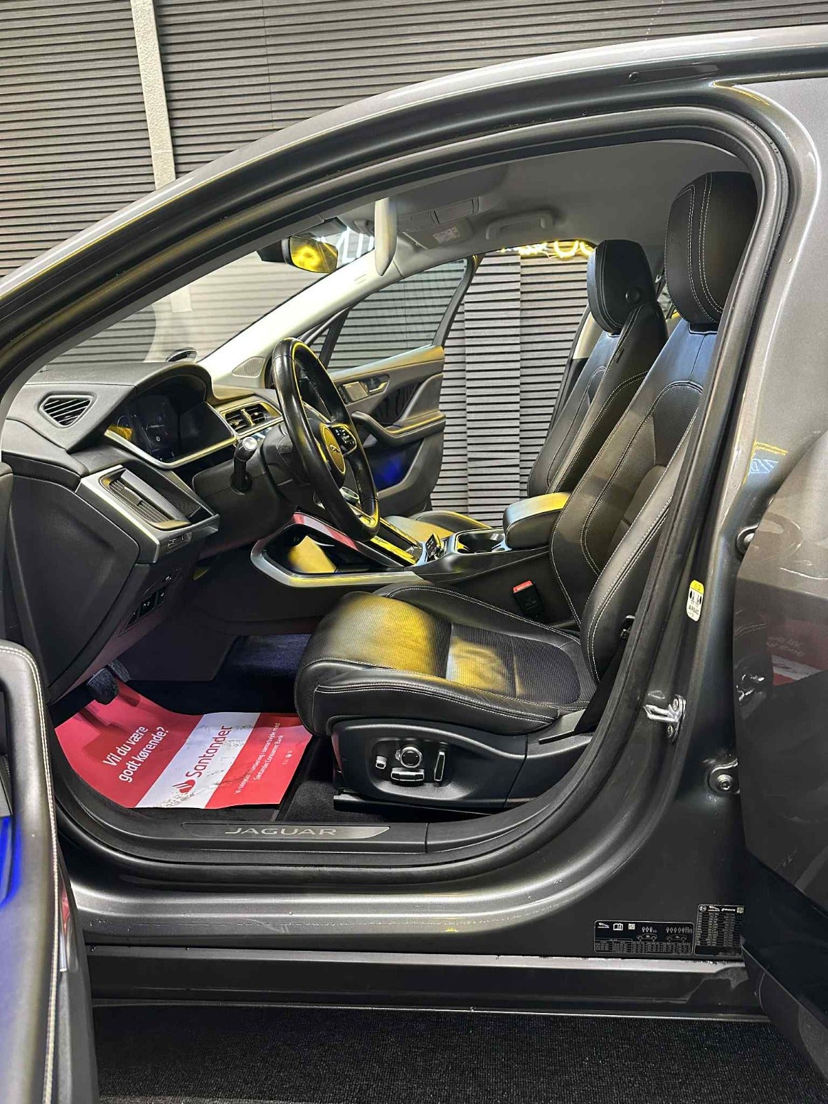 Billede af Jaguar I-Pace  EV400 HSE AWD