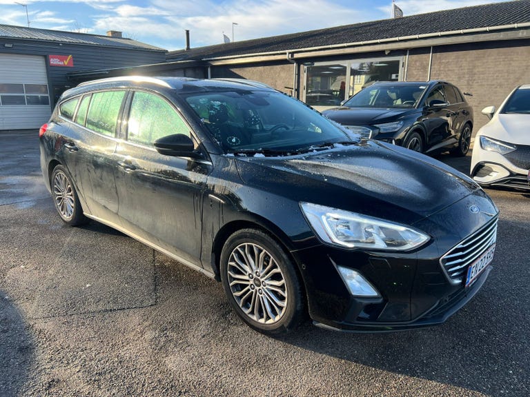 Ford Focus EcoBoost Titanium Business stc.