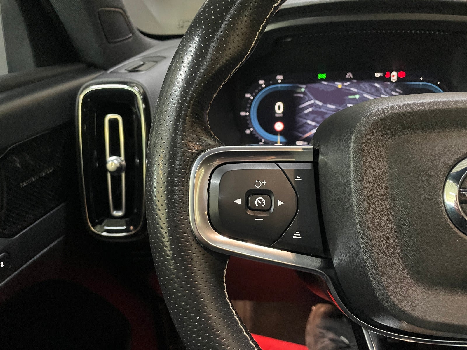 Billede af Volvo XC40  P8 ReCharge Twin R-Design