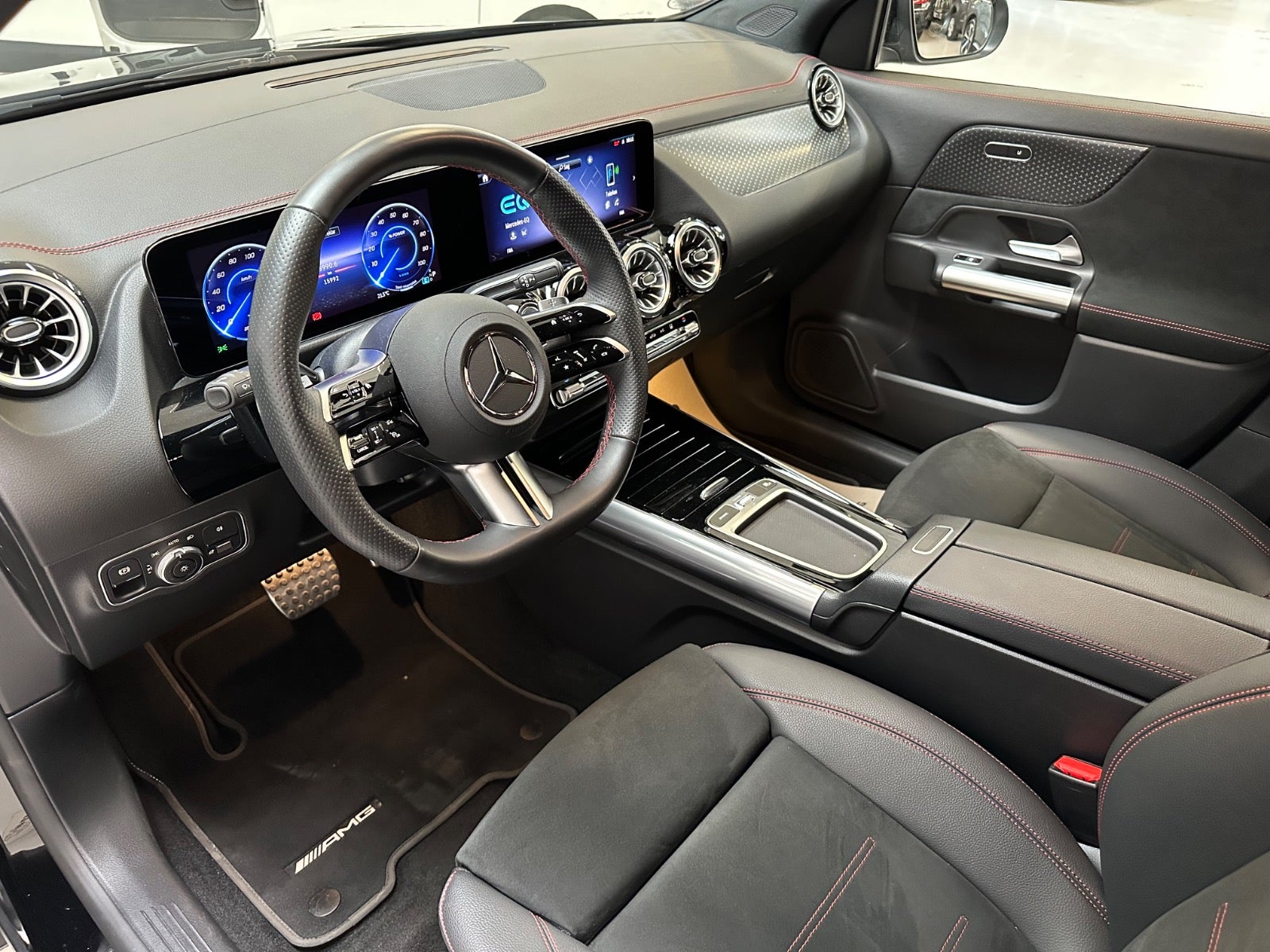Billede af Mercedes EQA350  AMG Line 4Matic
