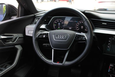 Audi e-tron S-line quattro