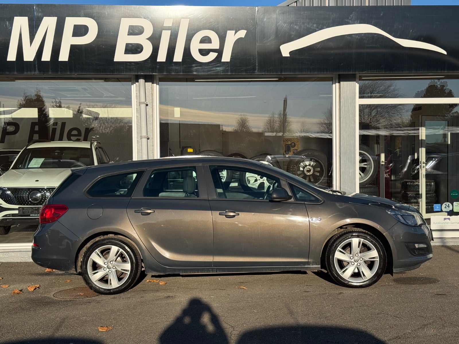 Billede af Opel Astra 1,4 T 140 Enjoy Sports Tourer