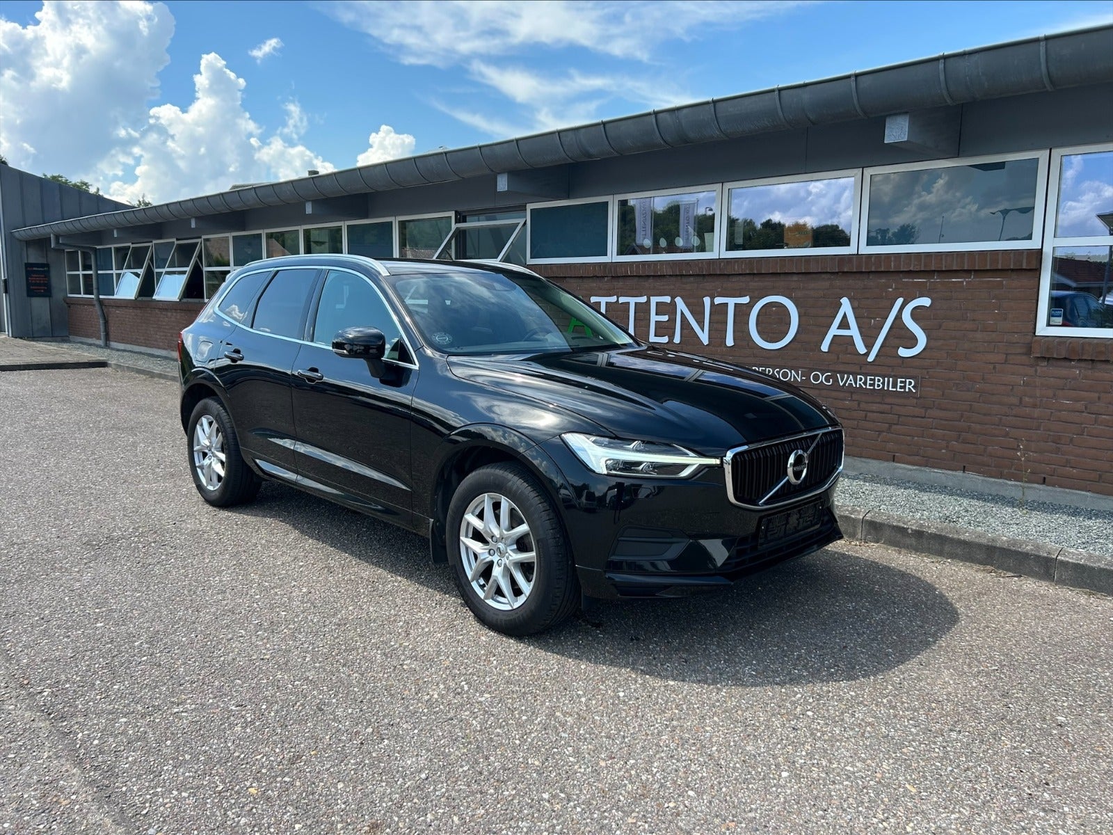 Billede af Volvo XC60 2,0 T5 250 Momentum aut.