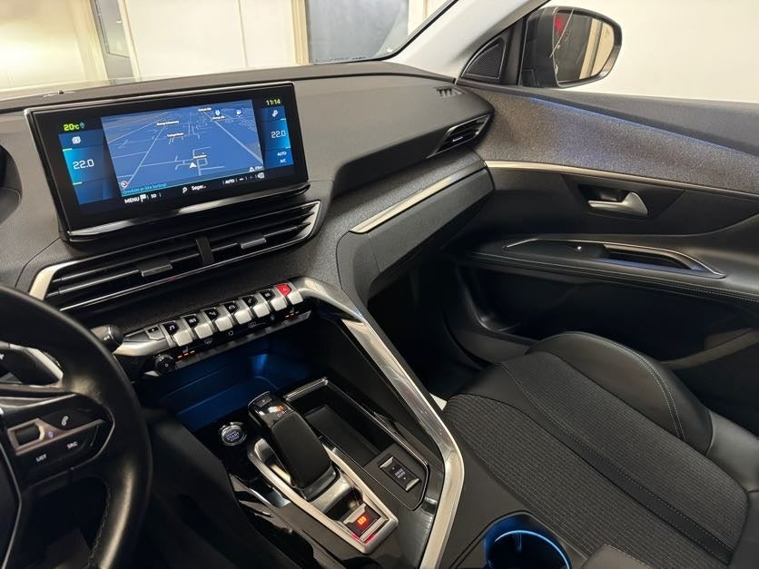 Peugeot 3008 Hybrid First Selection EAT8