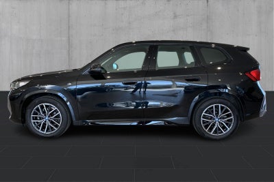 BMW iX1 eDrive20 M-Sport - 1