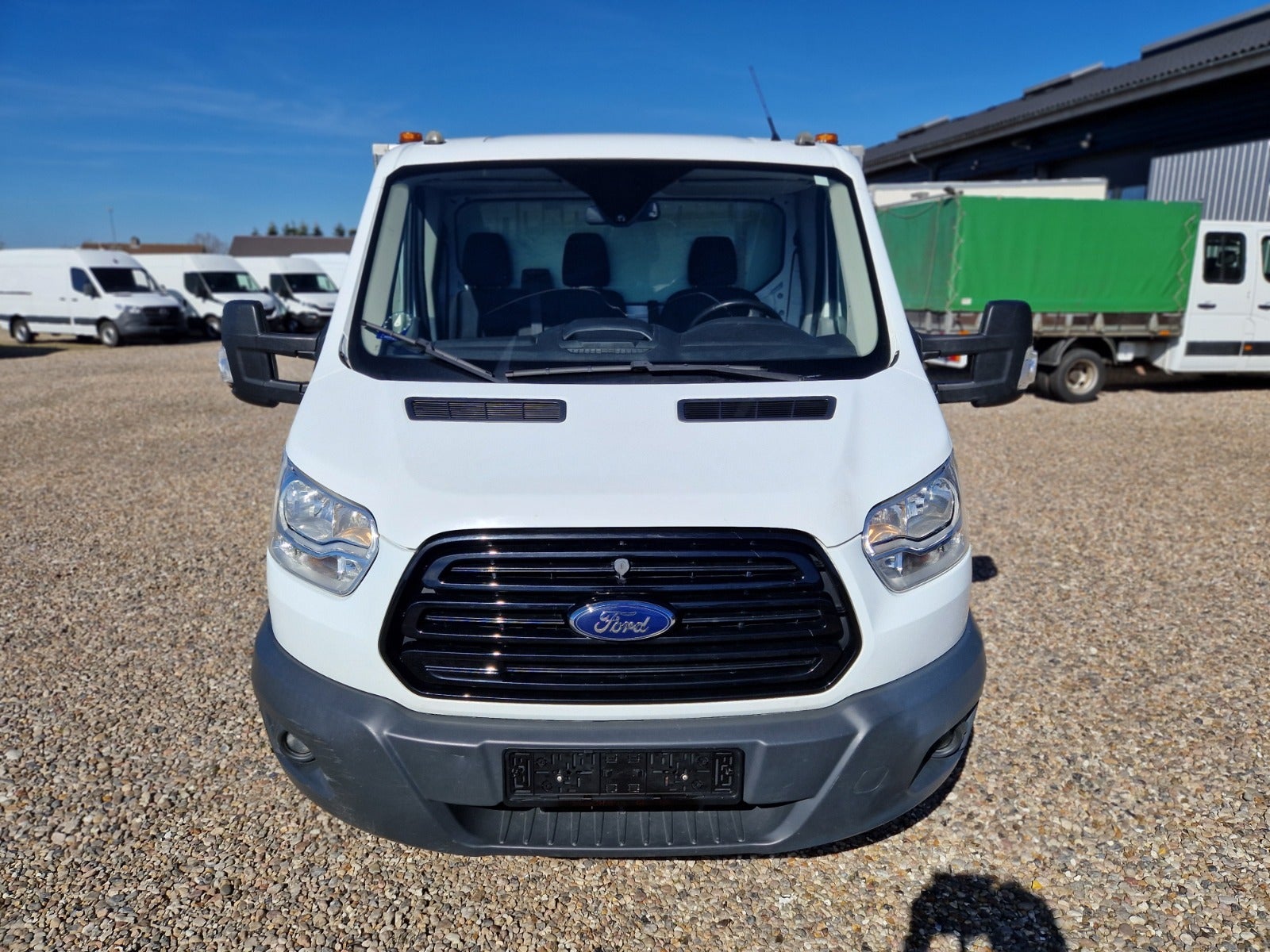 Billede af Ford Transit 350 L2 Chassis 2,0 TDCi 170 Lodvogn RWD