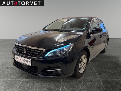 Peugeot 308 1,5 BlueHDi 130 Selection Sky 5d