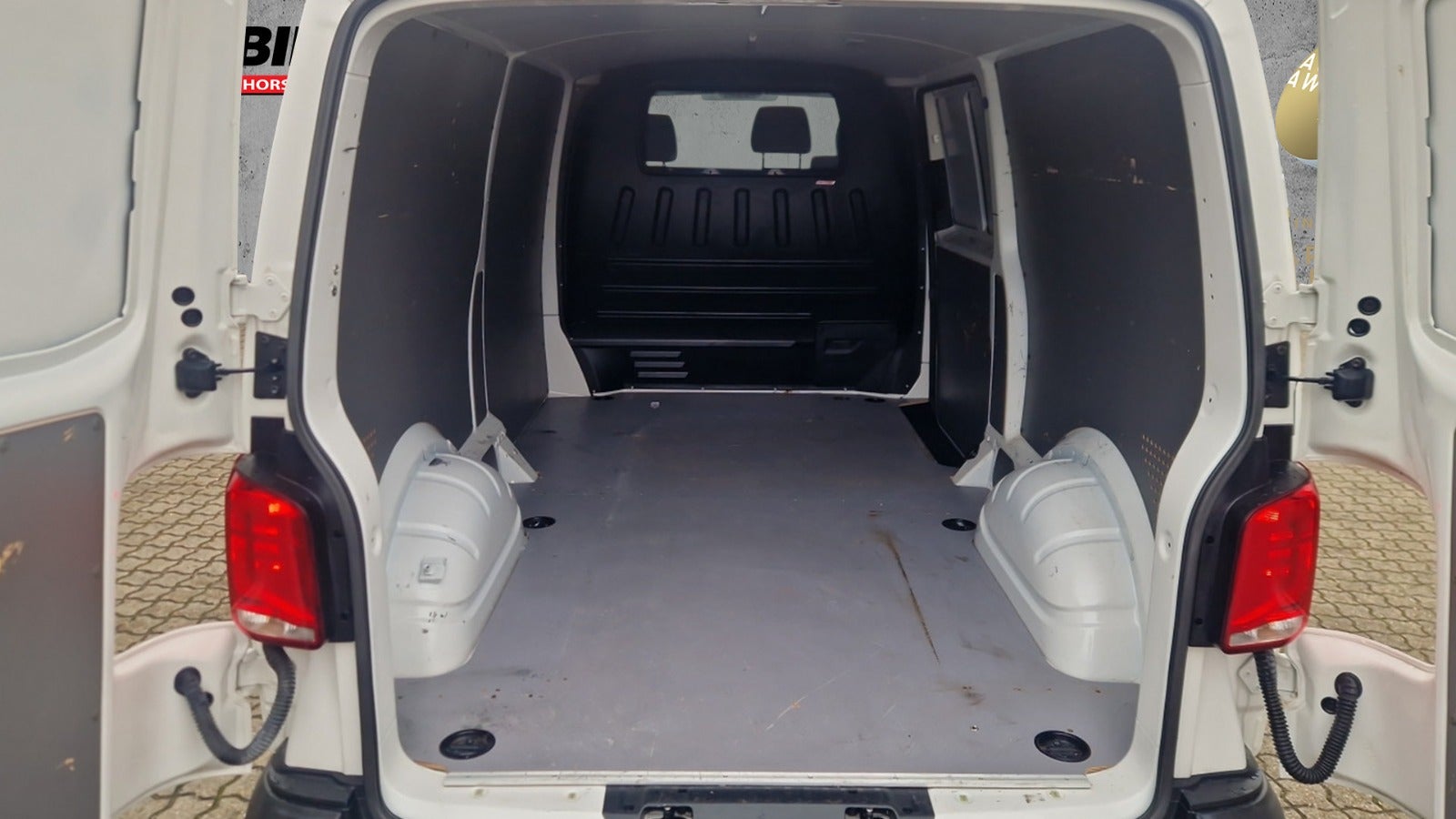 Billede af VW Transporter 2,0 TDi 150 Kassevogn DSG lang