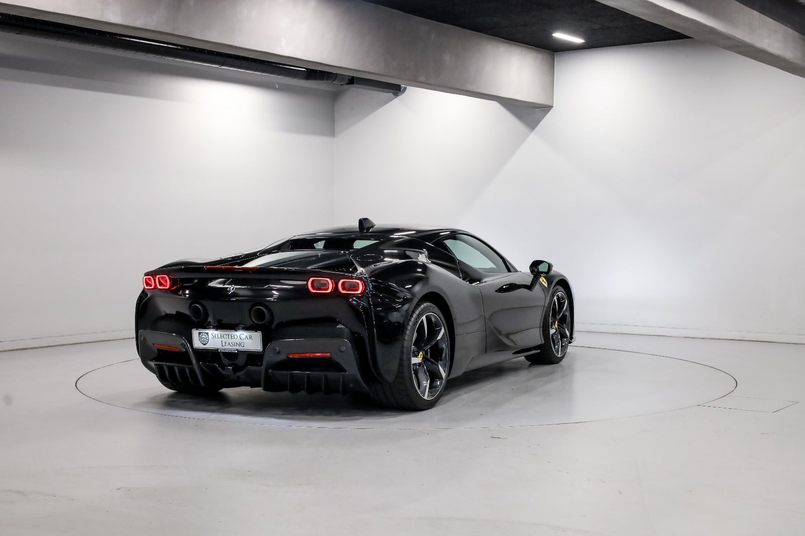Ferrari SF90 Stradale 4,0 DCT