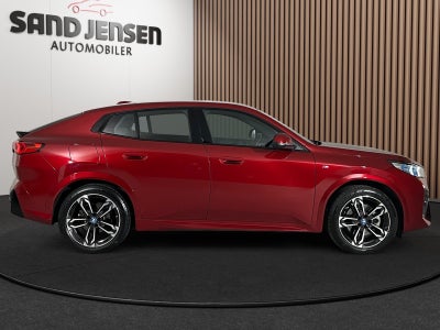 BMW iX2 xDrive30 M-Sport Premium