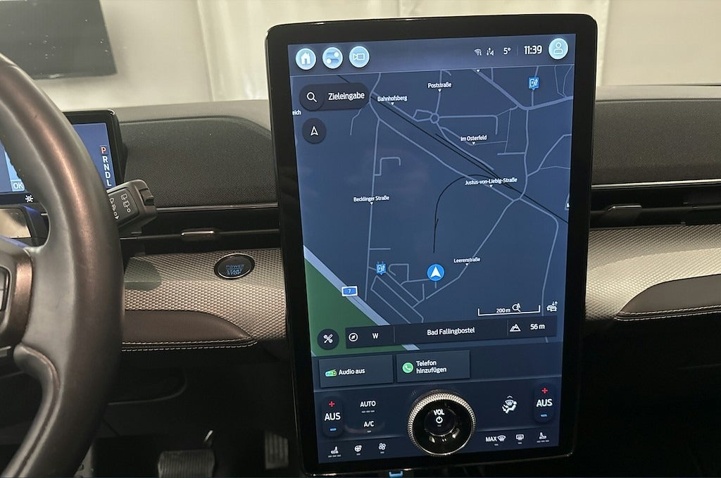 Ford Mustang Mach-E Standard Range