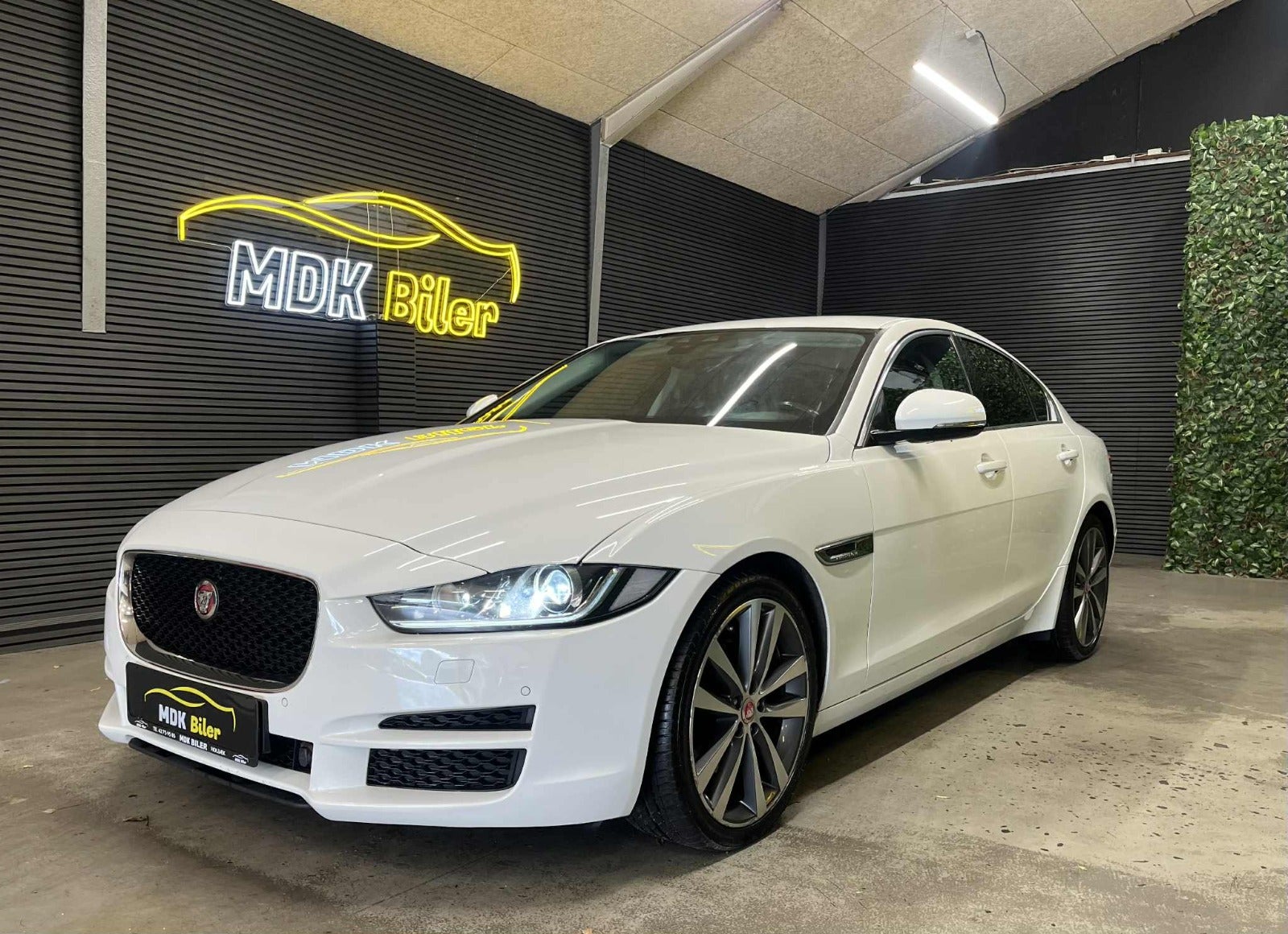 Billede af Jaguar XE 2,0 D180 Prestige aut.