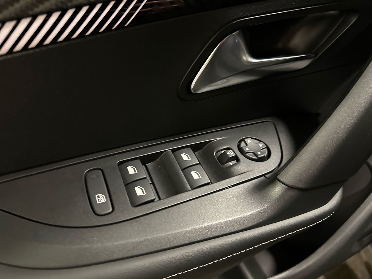 Peugeot 2008 PureTech 130 Allure EAT8 billede 18