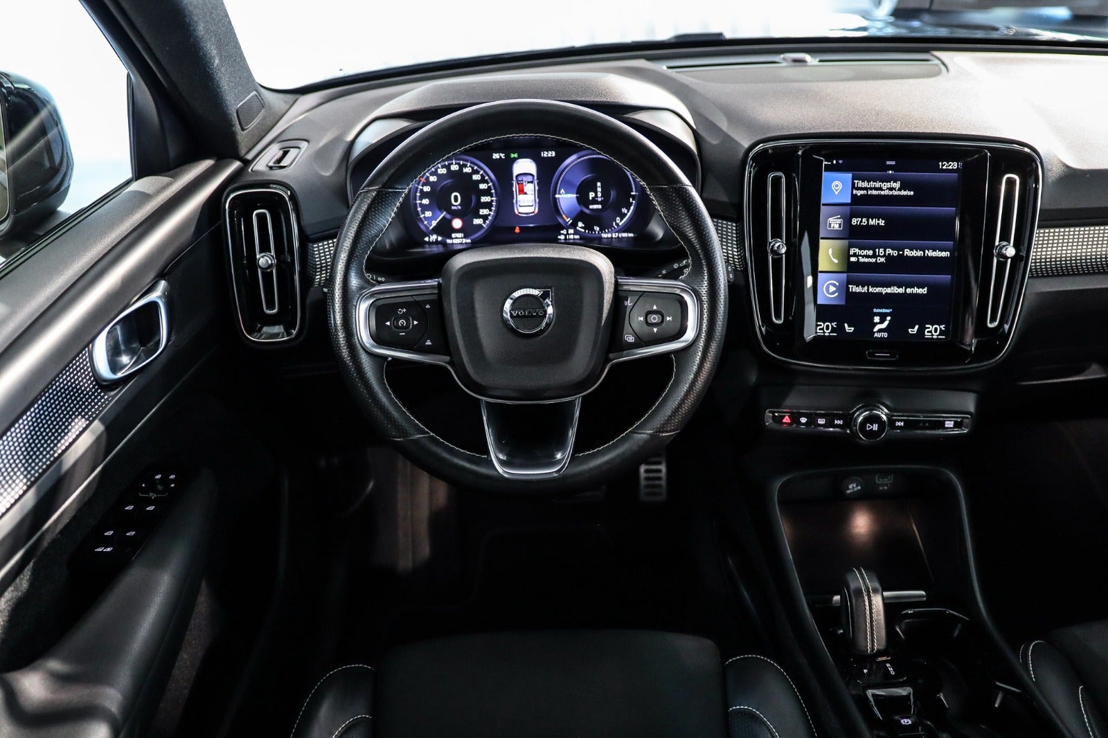 Billede af Volvo XC40 1,5 T4 ReCharge R-Design aut.