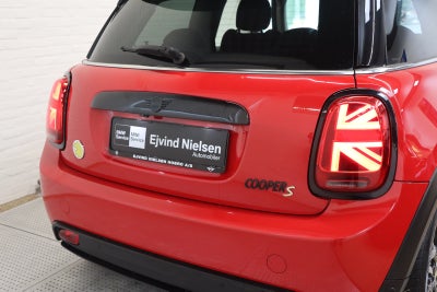 MINI Cooper SE Classic Trim