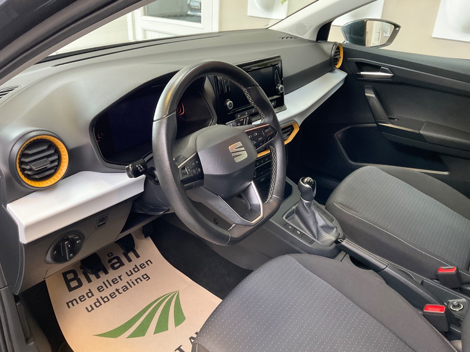 Seat Ibiza 1,0 MPi 80 Style 5d - 10