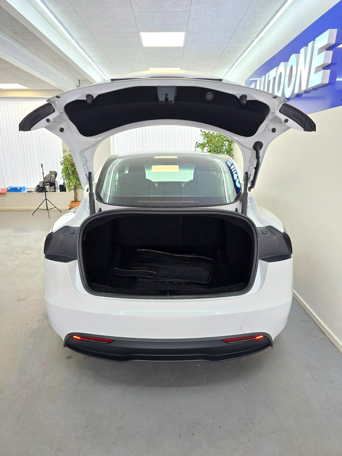 Billede af Tesla Model 3  Long Range AWD
