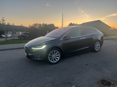 Tesla Model X  Long Range AWD 5d