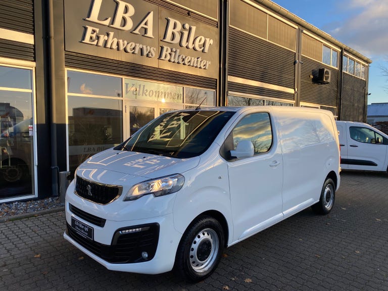 Peugeot Expert BlueHDi 122 L2 Plus EAT8 Van