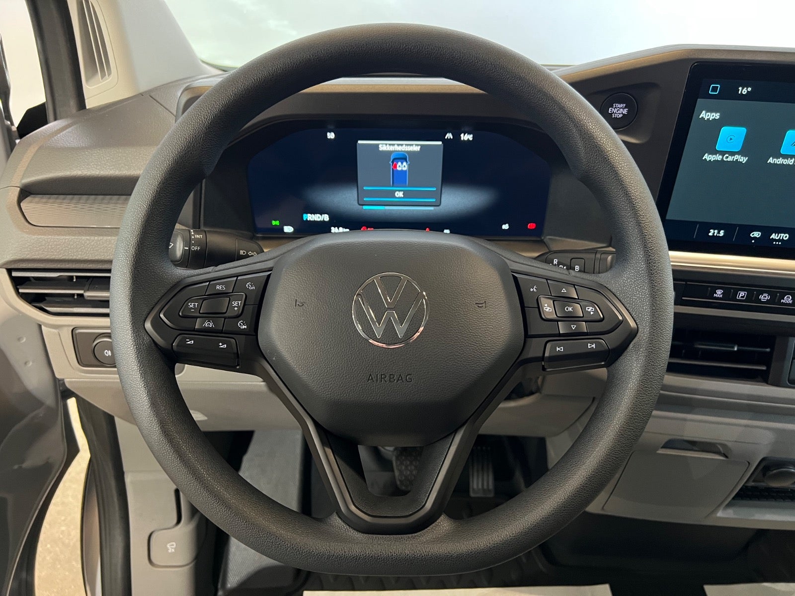 VW e-Transporter Comfort Kassevogn SWB