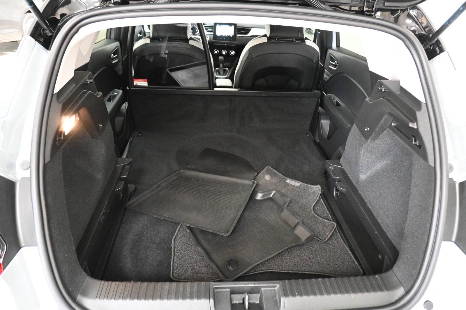 Renault Captur TCe 140 Techno EDC Van