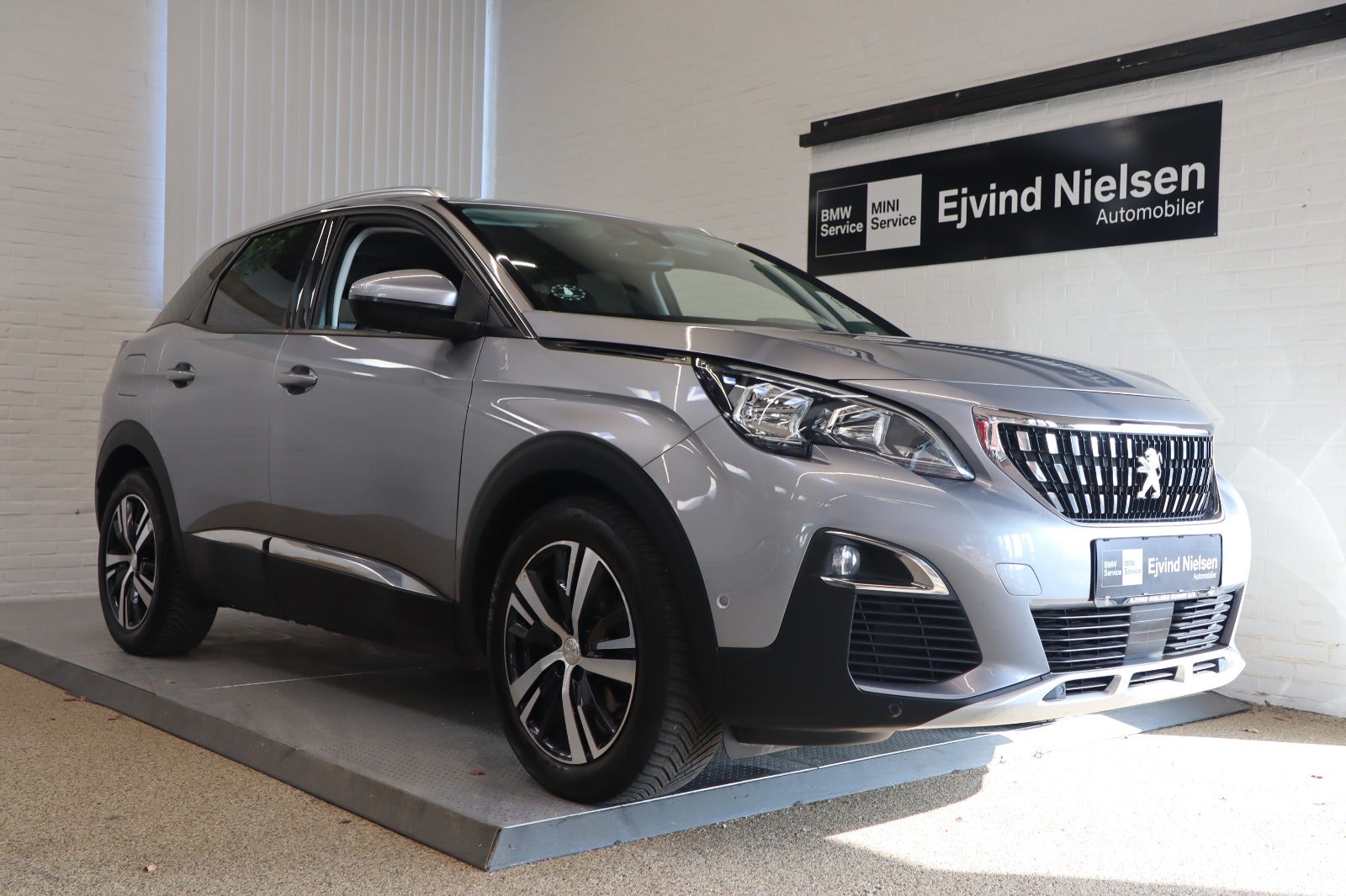 Peugeot 3008 BlueHDi 120 Allure EAT6 Van