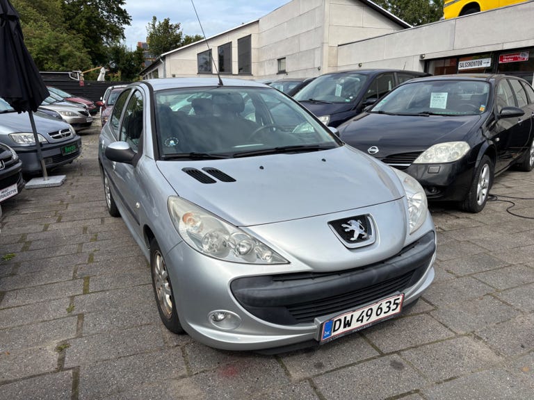 Peugeot 206+ HDi 68
