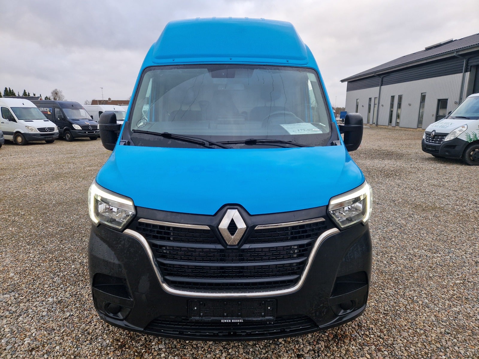Billede af Renault Master IV T35 2,3 dCi 180 L3H3 Kassevogn aut.