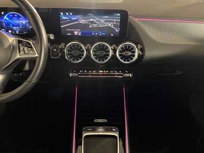 Mercedes EQA250+ Progressive Van