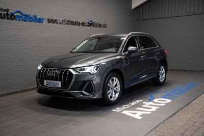 Audi Q3 40 TFSi S-line quattro S-tr. Benzin 4x4 4x4 aut. Automatgear modelår 2019 km 60000 Gråmetal 