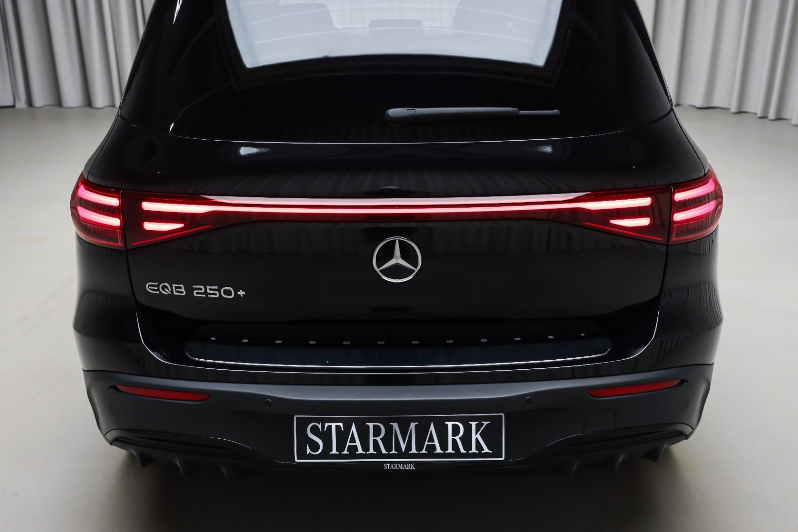 Mercedes-Benz EQB 250+