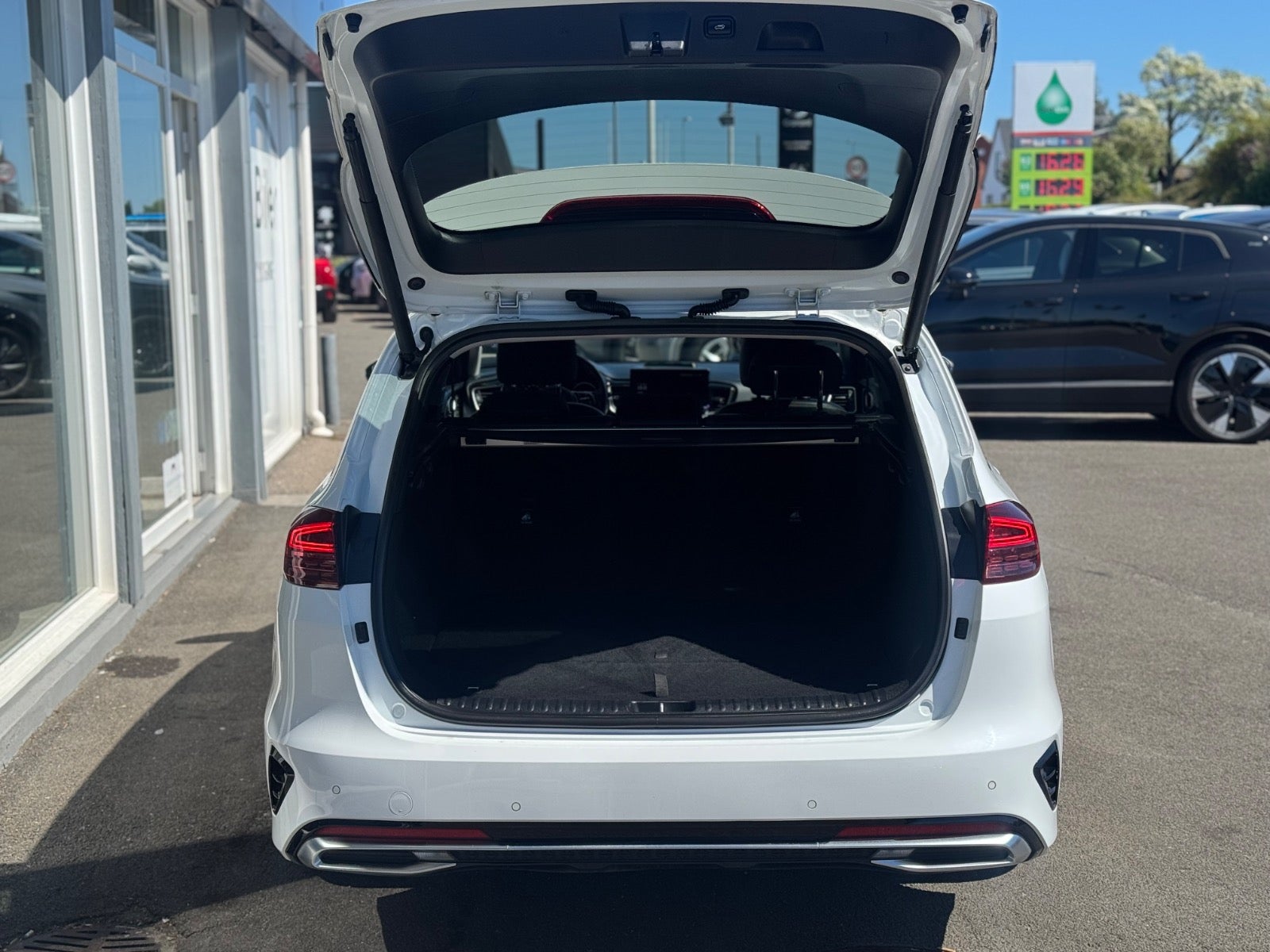 Billede af Kia Ceed 1,6 PHEV Upgrade Premium SW DCT